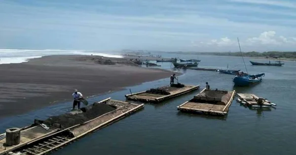 Merampas Laut ala Ekspor Pasir