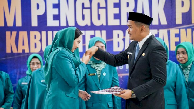 Dipimpin Gunya Paramasukhaputri, Bupati Uji Nurdin Lantik Pengurus TP-PKK Bantaeng
