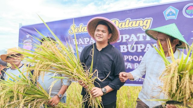 Terima Keluhan Petani Soal Kelangkaan Pupuk, Bupati Bantaeng Uji Nurdin Evaluasi Pengecer