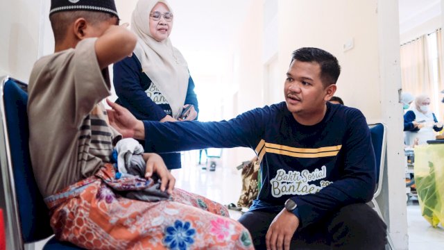 200 Anak Bantaeng Disunat Gratis, Bupati Apresiasi Departemen FK Unhas