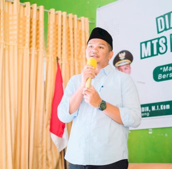 Bupati Uji Nurdin Targetkan Bantaeng Jadi Kota Santri