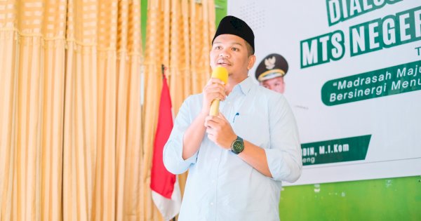 Bupati Uji Nurdin Targetkan Bantaeng Jadi Kota Santri