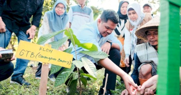 Uji Nurdin Resmikan Komunitas Kakao Bantaeng Bangkit