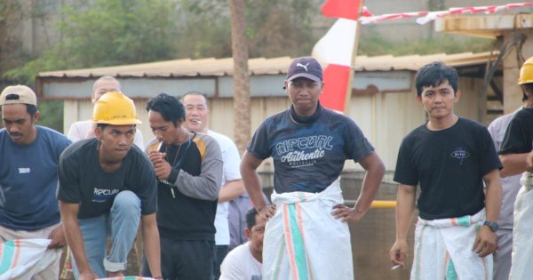 Semarak HUT RI ke-80 Huadi Group Kompak Ikut Lomba 17 Agustus