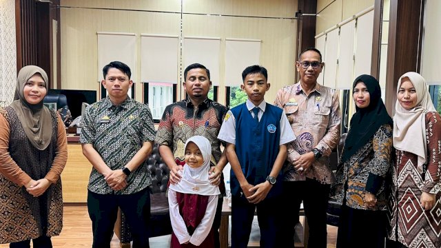 Peduli Pelestarian Bahasa Daerah, Wali Kota Parepare Lepas Tiga Pelajar Wakili Sulsel di FTBI Nasional