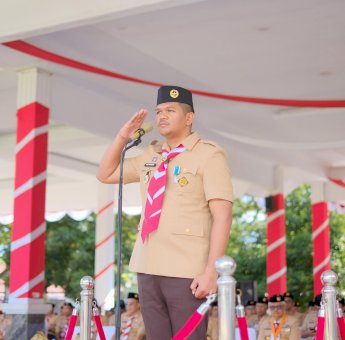 Upacara Hari Pramuka, Bupati Bantaeng Uji Nurdin Raih Penghargaan Pancawarsa