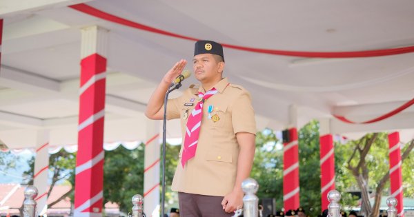 Upacara Hari Pramuka, Bupati Bantaeng Uji Nurdin Raih Penghargaan Pancawarsa