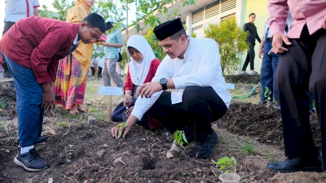 Dukung Program Presiden Prabowo, Bupati Bantaeng Luncurkan Sekolah Berbasis Ketahanan Pangan