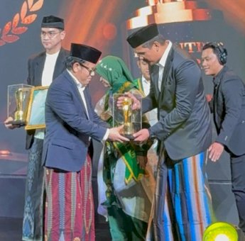 Dukung Program Pesantren, Bupati Bantaeng Raih Penghargaan Pesantren Award 2025
