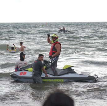 Bupati Bantaeng Uji Nurdin Raih Juara 1 Ajang Aquabike Championship